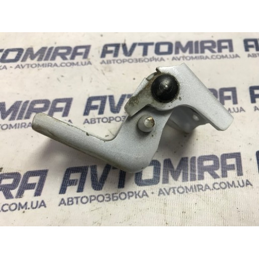 Завіс двері лівої верхній Peugeot 308 2013-2021 9671886980